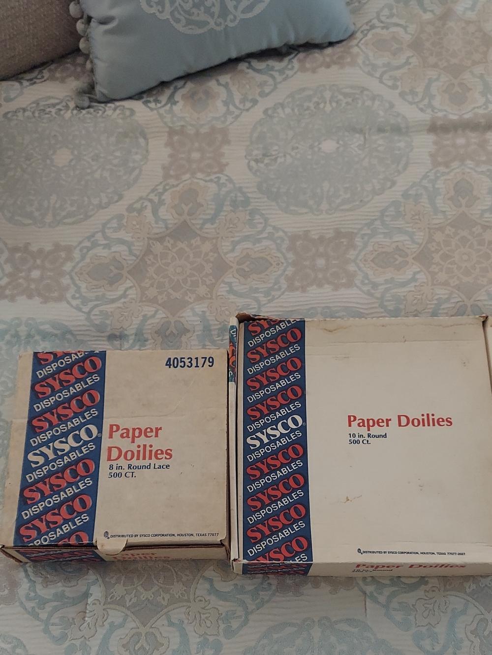 Sysco Paper Doilies - 8" & 10" Round Lace - White